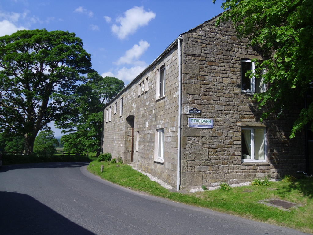 Tithe Barn Bed And Breakfast Карнфорт Экстерьер фото