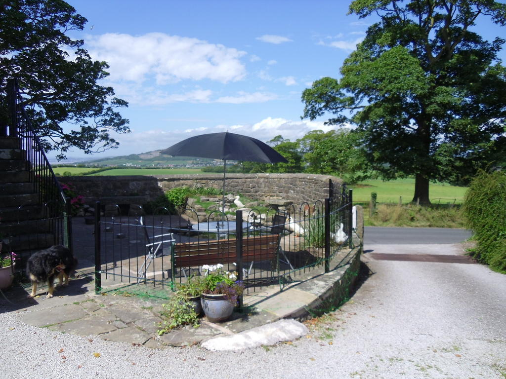 Tithe Barn Bed And Breakfast Карнфорт Экстерьер фото