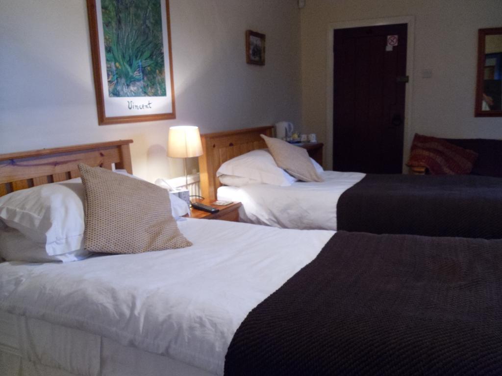 Tithe Barn Bed And Breakfast Карнфорт Экстерьер фото