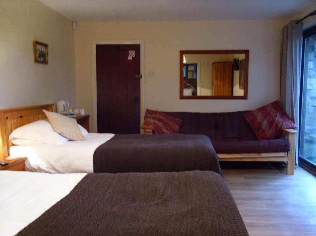 Tithe Barn Bed And Breakfast Карнфорт Экстерьер фото